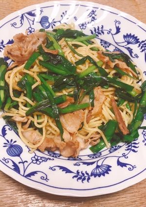 水不使用！ニラの塩焼きそば☆*°超簡単-レシピのメイン写真