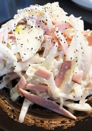 お酒のおつまみ！ハムと大根と玉ねぎサラダ-レシピのメイン写真
