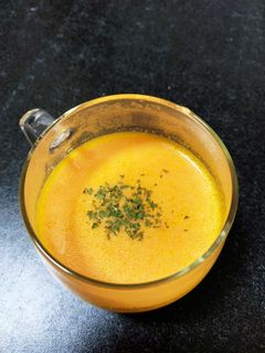 簡単!にんじんと玉ねぎのスープ-レシピのメイン写真