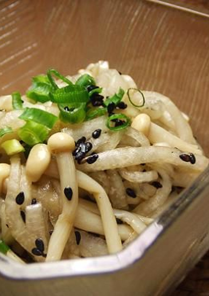 ☆大根とえのきの黒胡麻ピリ辛あえ☆-レシピのメイン写真
