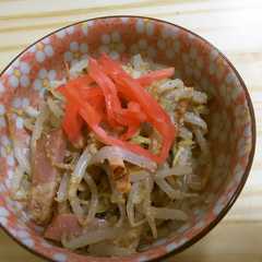 รูปของ 焼豚ともやしの香味あえ
