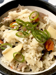ワタリガニスープごろっと根菜炊き込みご飯-レシピのメイン写真
