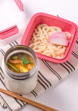 麺弁当 大豆のお肉のカレーうどん弁当-レシピのメイン写真