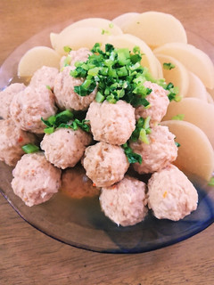 簡単☆つくね団子と大根の煮物-レシピのメイン写真