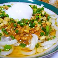 รูปของ 冷やし納豆うどん