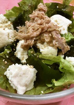 美人レシピ・豆腐とわかめのヘルシーサラダ-レシピのメイン写真