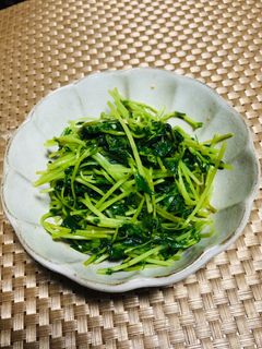 豆苗のガーリック炒め-レシピのメイン写真