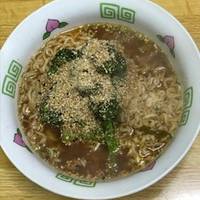 基本からアレンジまで！思わずつくりたくなる「ごま醤油ラーメン」のレシピ集 | クックパッド