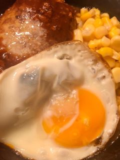 ずっとこの味☆お母さんの鉄板ハンバーグ-レシピのメイン写真