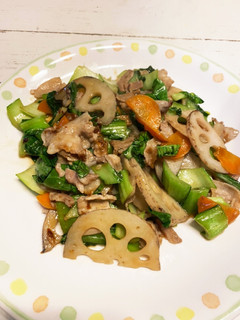 蓮根と青梗菜と豚バラ肉の中華炒め-レシピのメイン写真