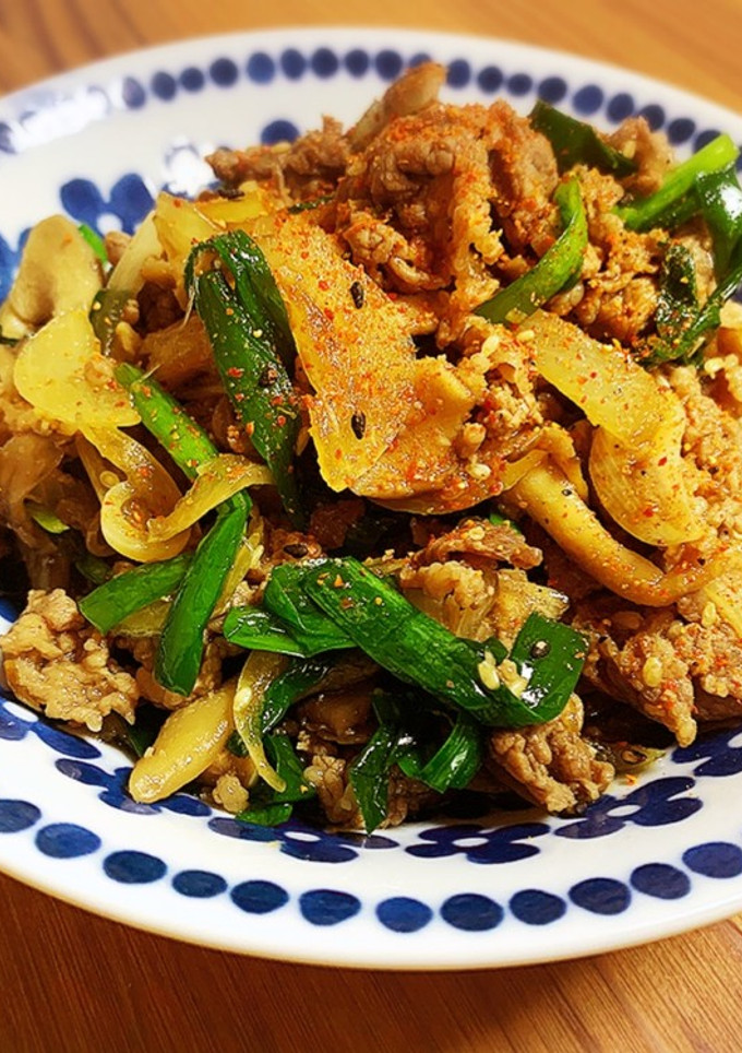 牛肉と舞茸のにんにく風味炒め-レシピのメイン写真