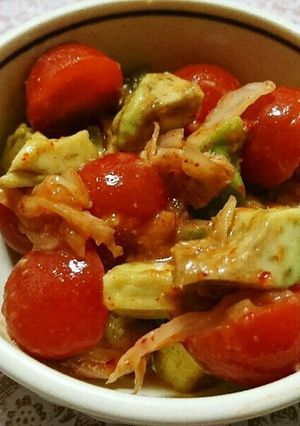 アボカドとミニトマトのキムチ和え-レシピのメイン写真