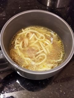 アメリカの定番!チキンスープ&ヌードル-レシピのメイン写真
