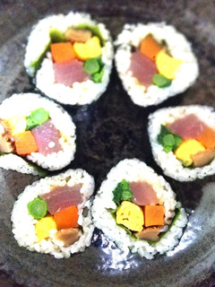 ビン長と菜の花との太巻き♪-レシピのメイン写真