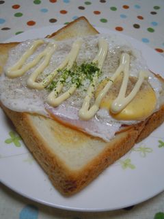 目玉焼き♡トースト-レシピのメイン写真
