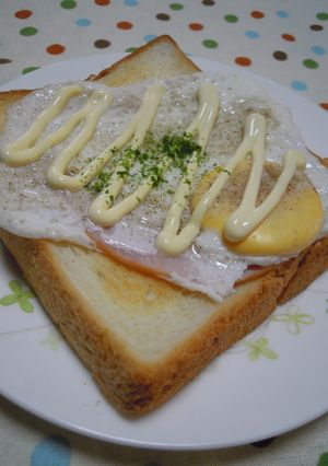 目玉焼き♡トースト-レシピのメイン写真