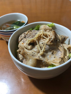 ピリ辛&さっぱり豚肉丼!-レシピのメイン写真