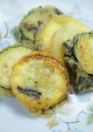 お弁当にいかが＊ズッキーニの塩昆布天ら-レシピのメイン写真