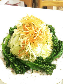 スティックセニョールと千切り野菜のサラダ-レシピのメイン写真