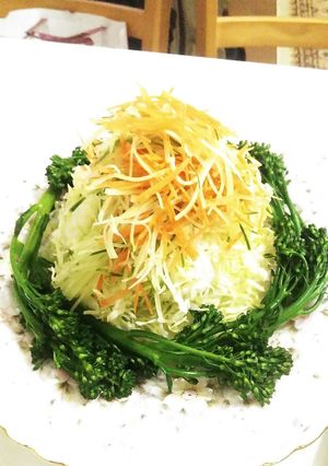 スティックセニョールと千切り野菜のサラダ-レシピのメイン写真