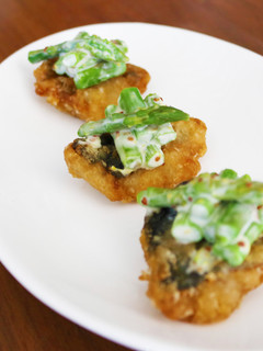 鰯のみそ味竜田揚げカナッペ-レシピのメイン写真
