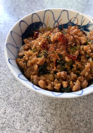 オイスターソースで!絶品甘辛鶏そぼろ-レシピのメイン写真