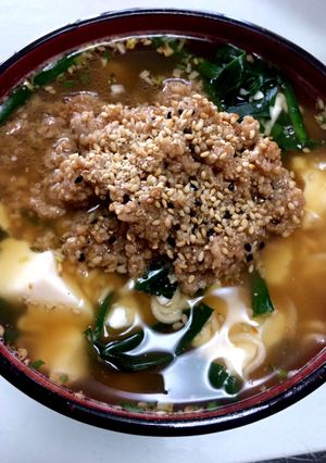 サッポロ一番ごま味でニラ麻婆-レシピのメイン写真