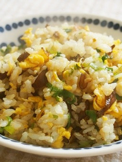 茎ワカメの佃煮チャーハン!味付け簡単!-レシピのメイン写真