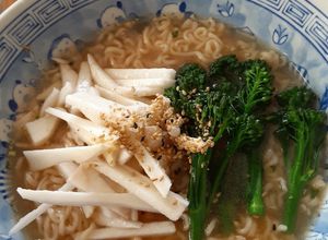 サッポロ一番ごま味　春ラーメン-レシピのメイン写真
