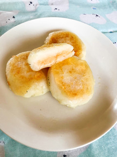 たらこクリームチーズソースinいももち-レシピのメイン写真