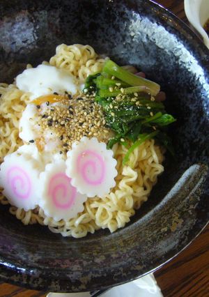 サッポロ一番☆温玉ぶっかけラーメン-レシピのメイン写真