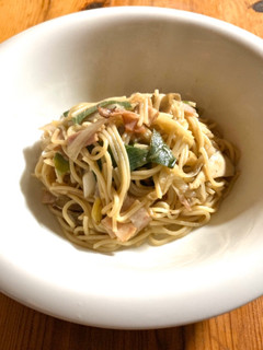 長ネギとベーコンでバター醤油スパゲティ-レシピのメイン写真