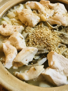鶏肉と白菜の赤味噌&胡麻うどん鍋-レシピのメイン写真