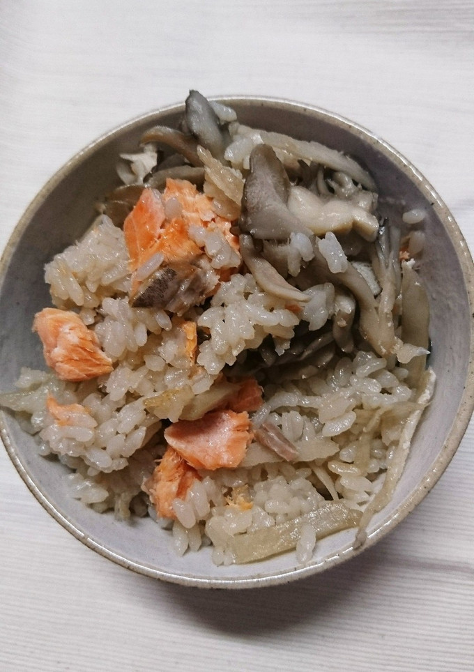 シロさんの炊き込みご飯(^_^)-レシピのメイン写真