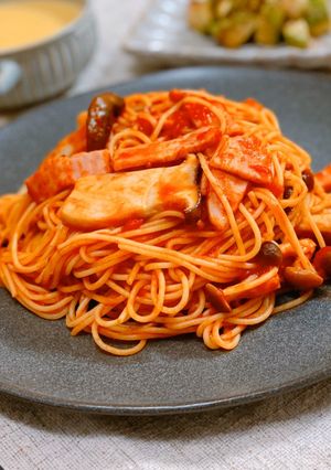 ベーコンときのこのトマトソースパスタ-レシピのメイン写真