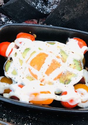 アウトドアに!簡単!月見アボカドマヨ焼き-レシピのメイン写真