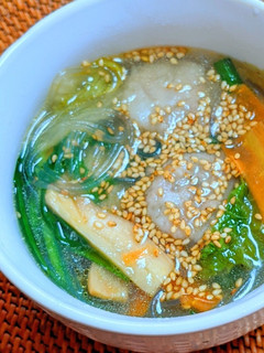 野菜と焼売の食べるスープ-レシピのメイン写真