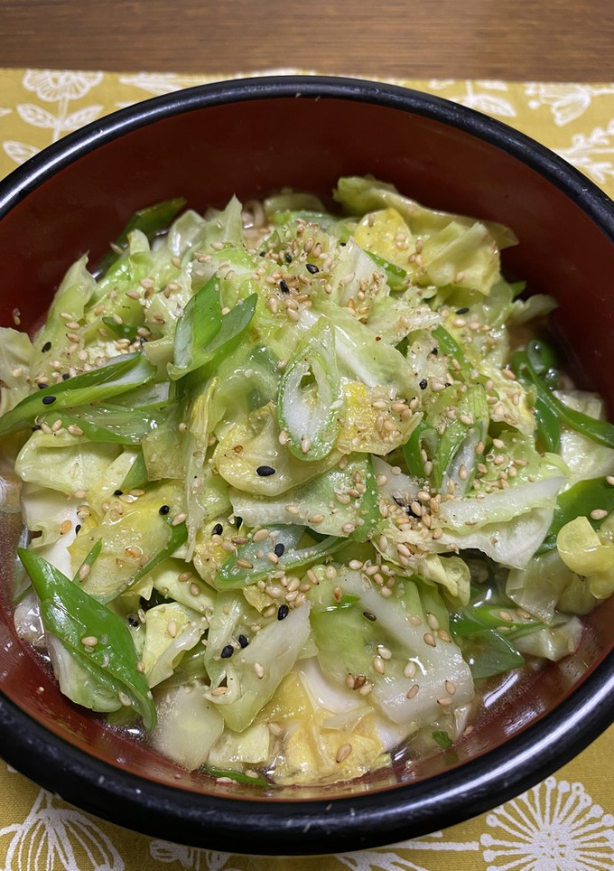 たっぷりキャベツとネギのあったかラーメン-レシピのメイン写真