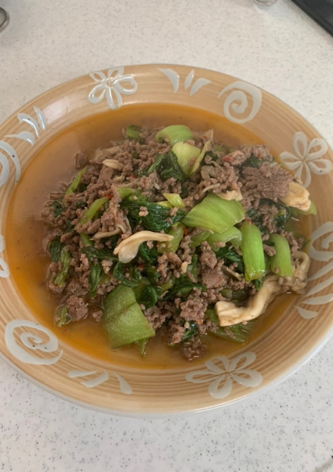 ピリ辛青梗菜と舞茸のひき肉炒め-レシピのメイン写真