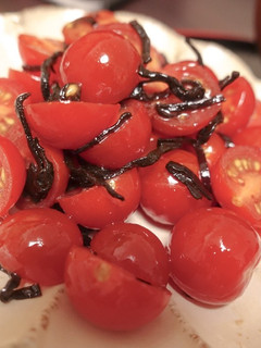 超簡単おつまみ!トマトの塩昆布和え-レシピのメイン写真