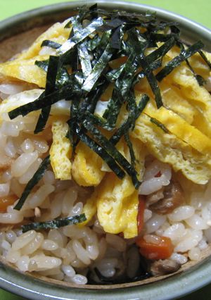 油揚げと人参と椎茸の混ぜご飯-レシピのメイン写真