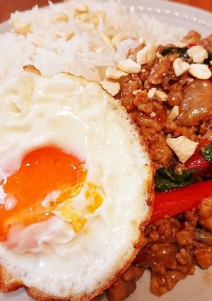 家庭で簡単☆鶏コマとミンチのガパオライス-レシピのメイン写真
