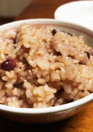 我が家の玄米小豆ご飯(電気圧力鍋)-レシピのメイン写真
