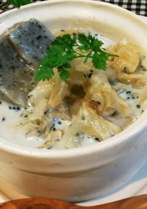 白キクラゲと黒ごま麩のデザート♪-レシピのメイン写真