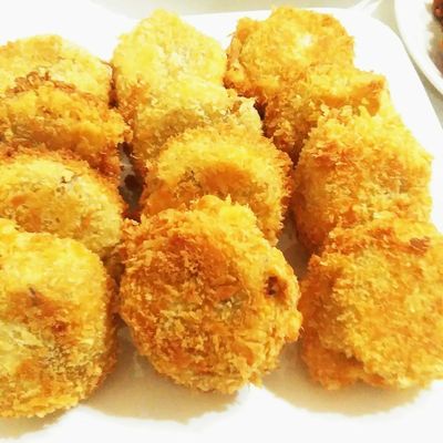 makocyanさん専用 自家製手作りコロッケ50個 本日も、また安定のビール女です。こんばんみ。 久々にコロッケ