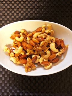 ミックスナッツのはちみつキャラメリゼ-レシピのメイン写真