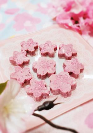 春スイーツ♪桜ストロベリー生チョコ-レシピのメイン写真