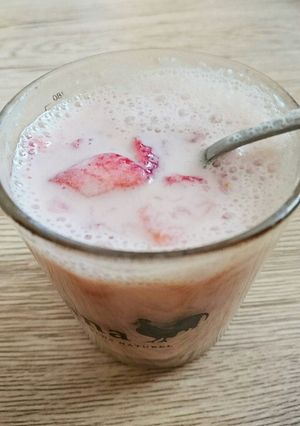 めっちゃ簡単 苺豆乳(牛乳可)-レシピのメイン写真