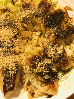 レトルト●キャベツ&切り胡麻の蒸焼き餃子-レシピのメイン写真