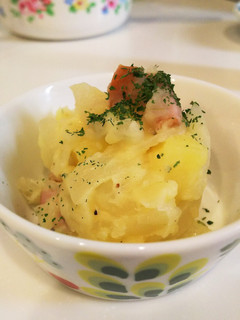 コンソメバター味のポテサラ♪-レシピのメイン写真